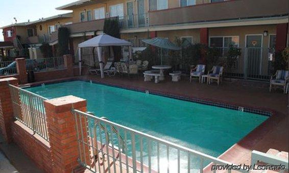 Travel Inn & Suites 빅토르빌 외부 사진